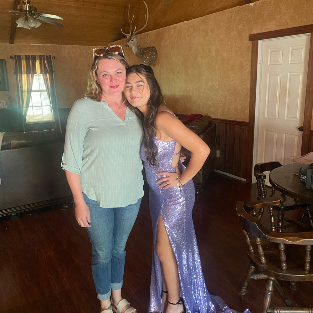 PROM DRESS - Picture 4 of 4